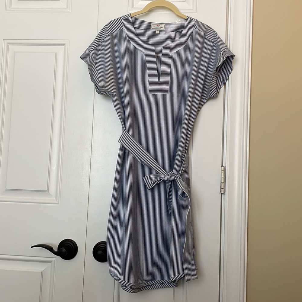 Vineyard Vines dress